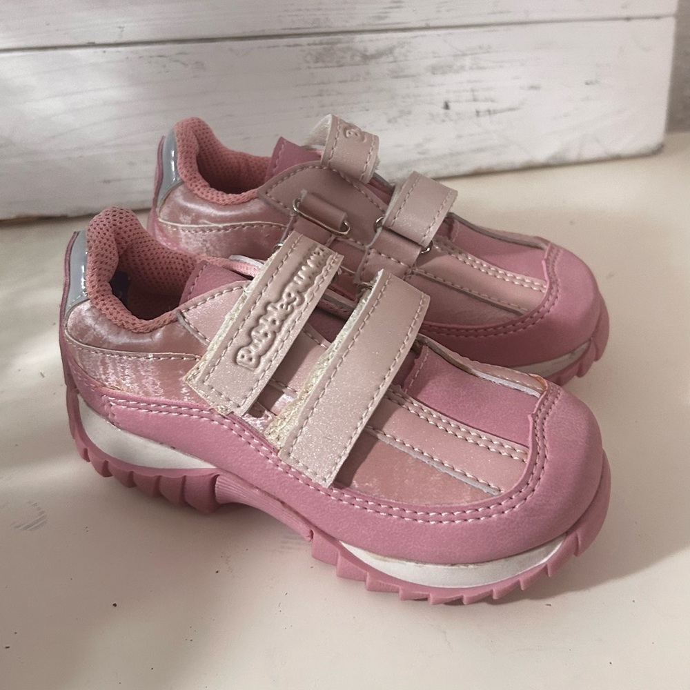 Bubble gum Pink light Sneakers Toddler girls size 8.5